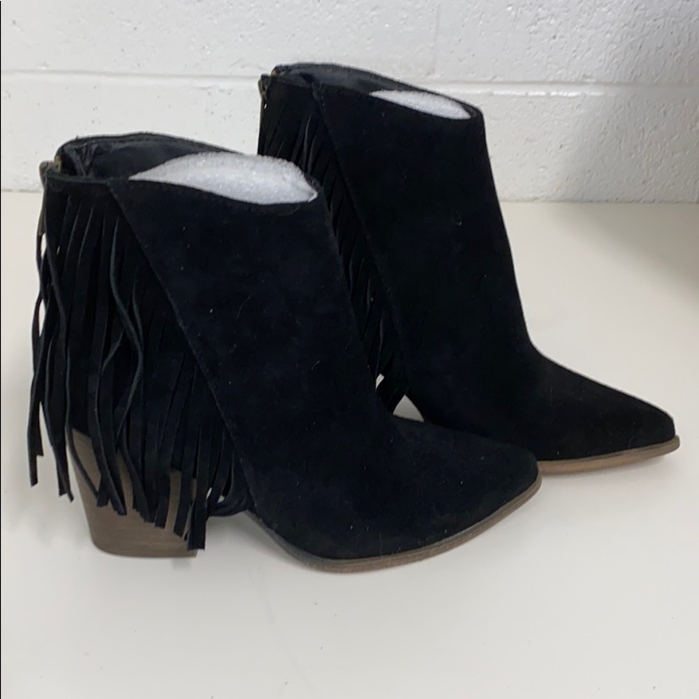 NEVER WORN STEVE MADDEN COUNTRYY BLK SUEDE US10